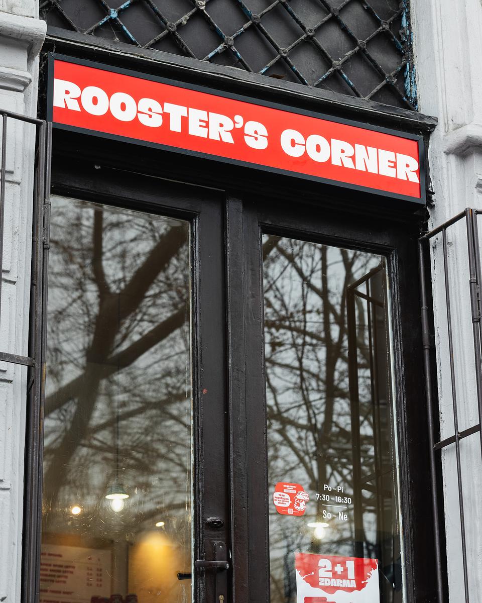 Vchod do Rooster’s Corner na Kollárovom námestí